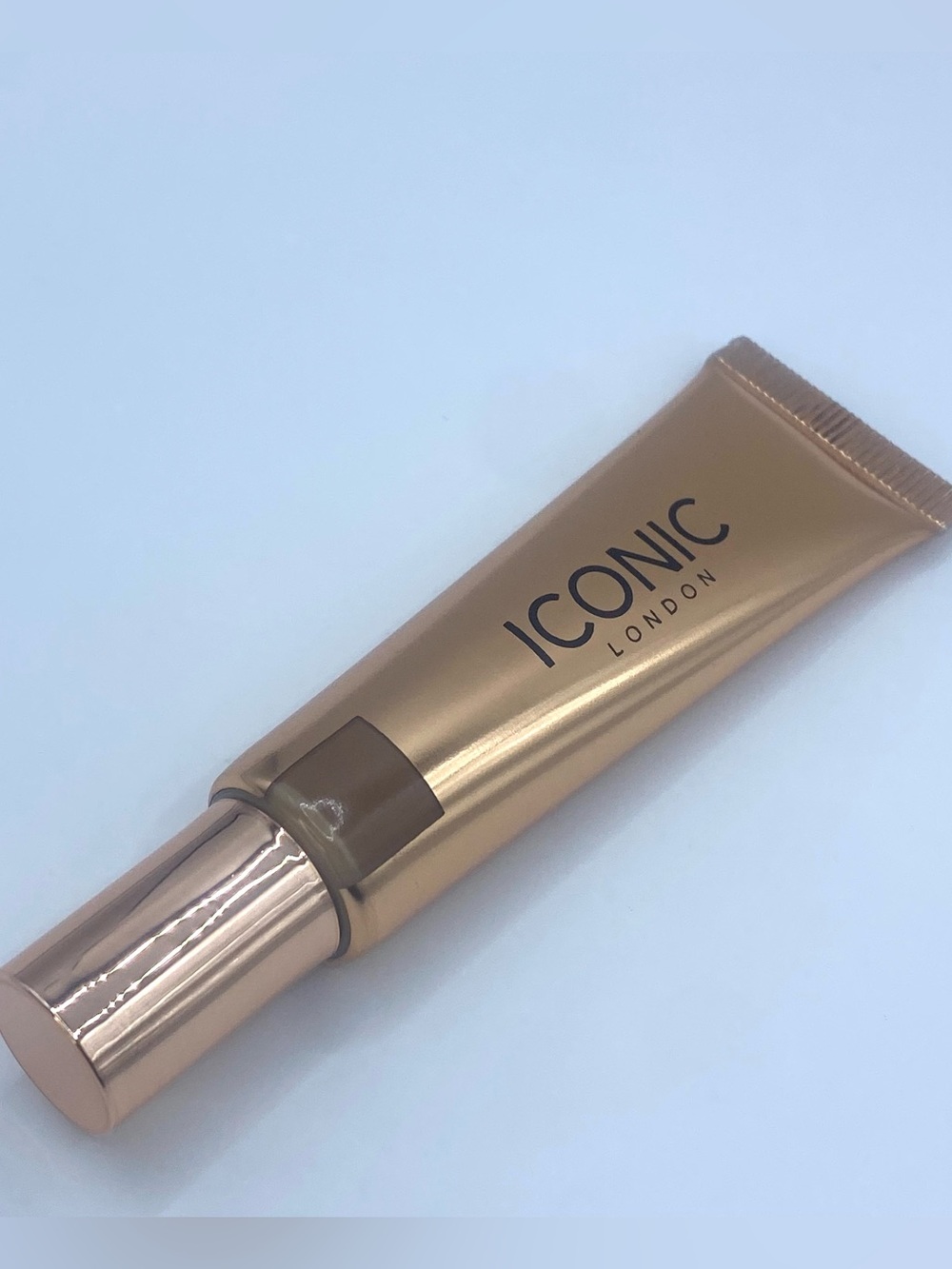 Iconic London Sheer Bronze Liquid Bronzer In Caramel Glow Full Size 0.42 oz